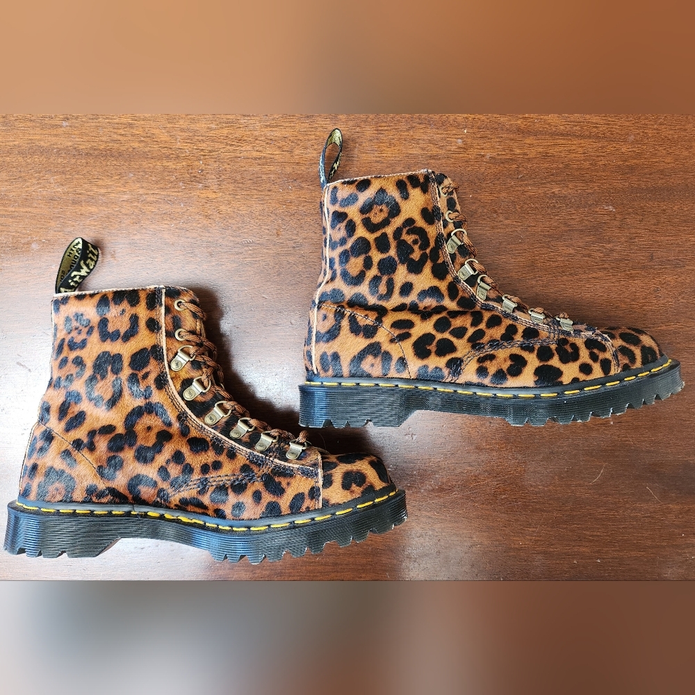 Made In England Doc Martens Boot - Picture 6 of 9